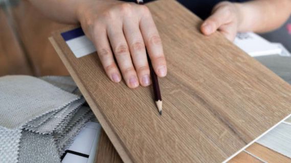 Pose parquet stratifié Marseille provence PACA 13