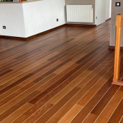 Rénovation d’un parquet en bois exotique à Istres